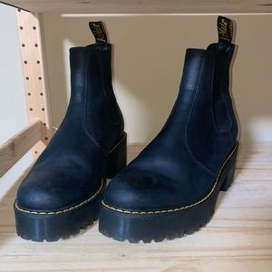 Dr. Martens Rometty wyoming leather platform boots